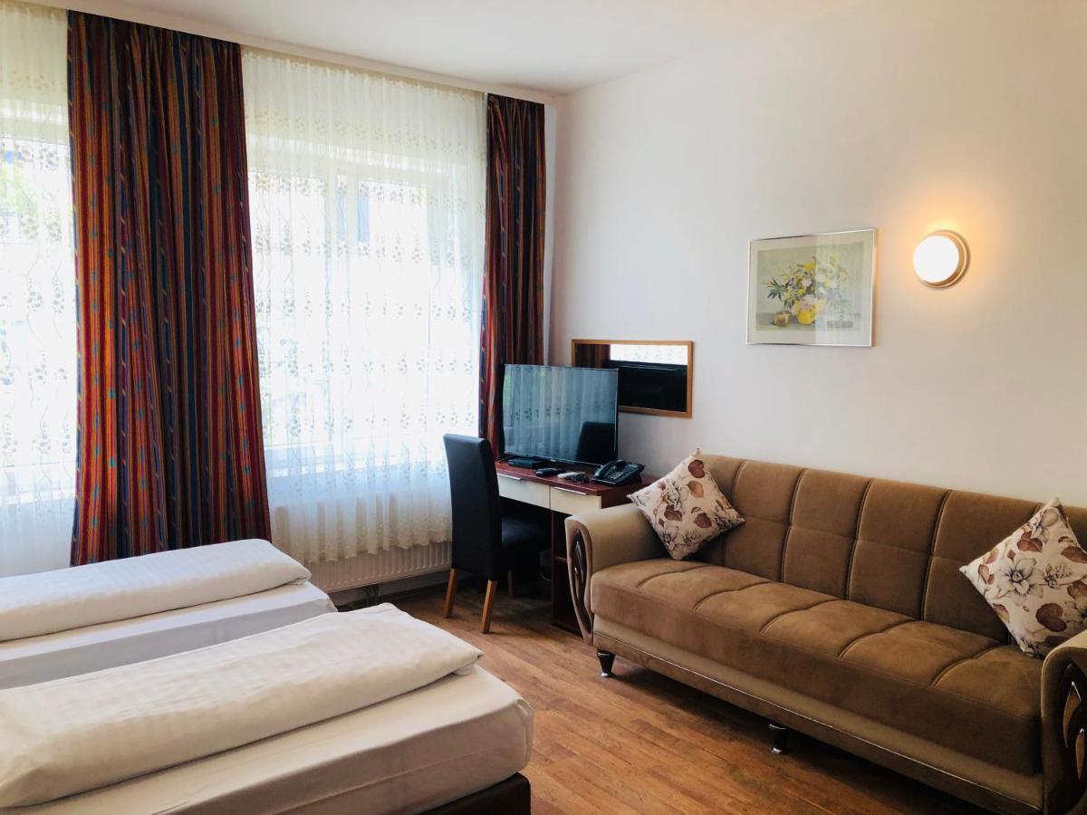 Verdi 3* Munique